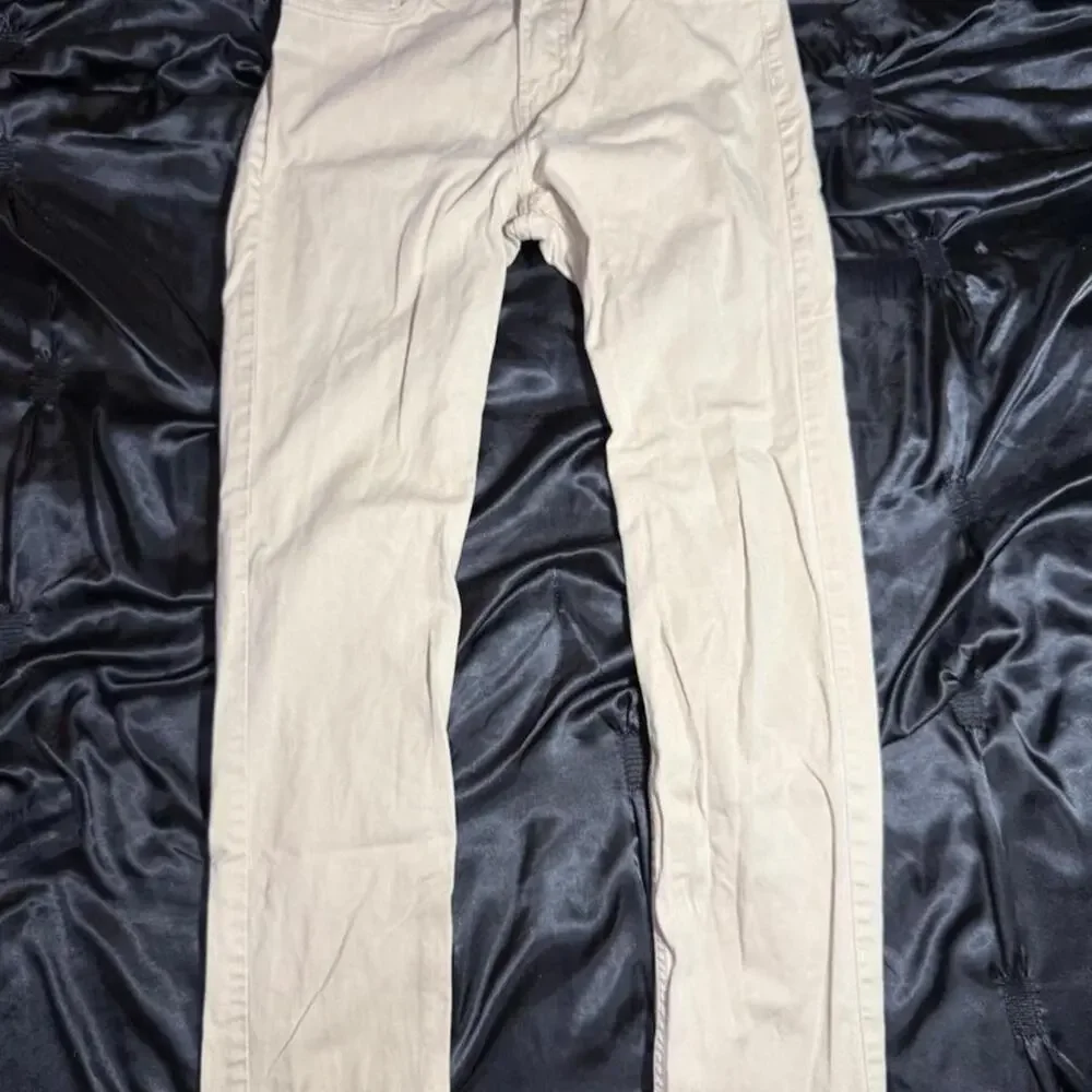 H&M slim fit beige chino pants